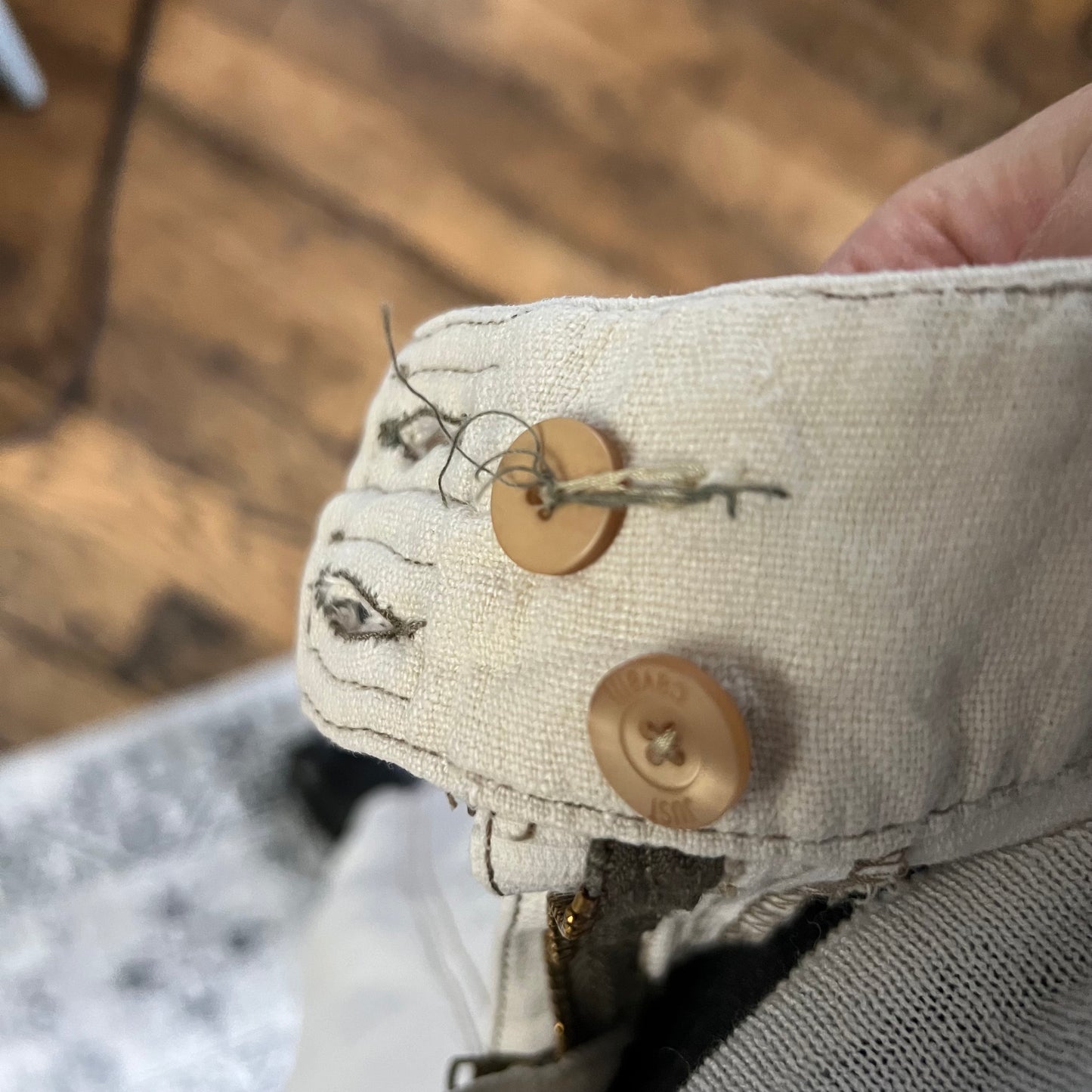 roberto cavalli white cargo denim pleated buckle knee length skirt