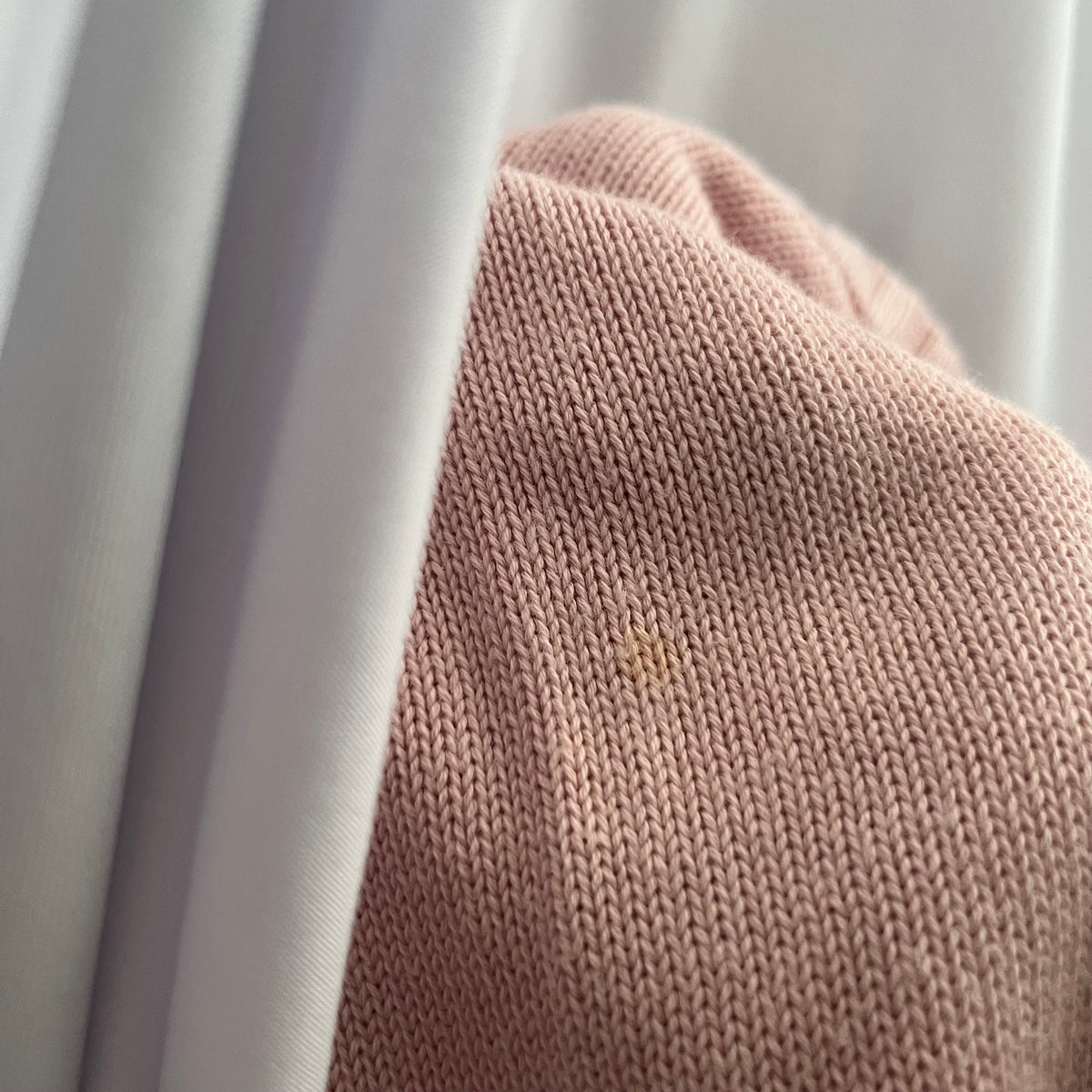Burberry Blue Label Baby Pink Ribbed Neck High Neck Knit Vest