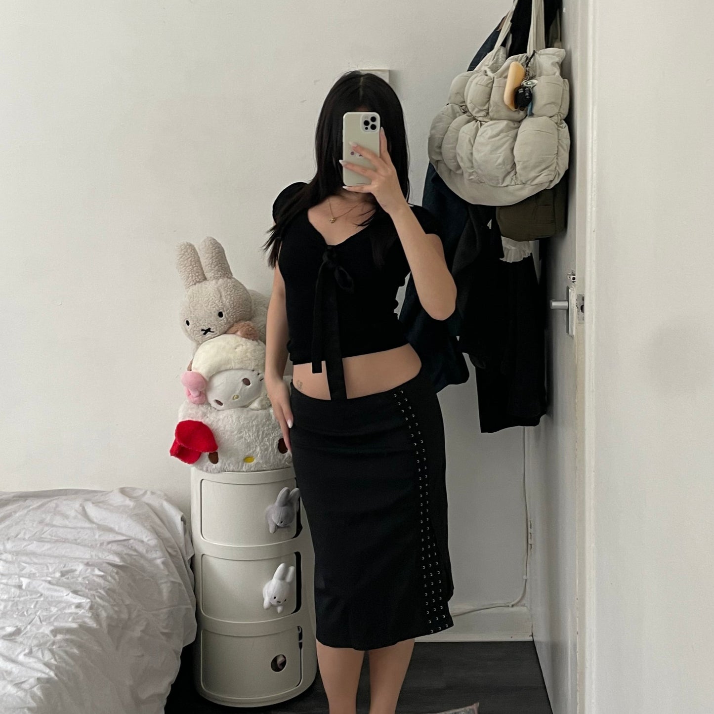 vintage b&b insiem office siren black hook and eye midi skirt