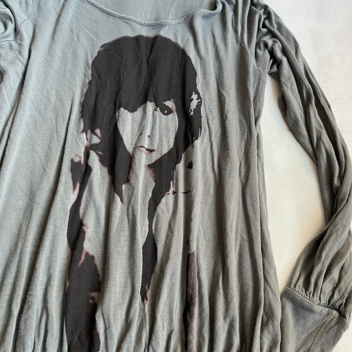 promod khaki graphic print slouchy oversized long sleeve tunic top