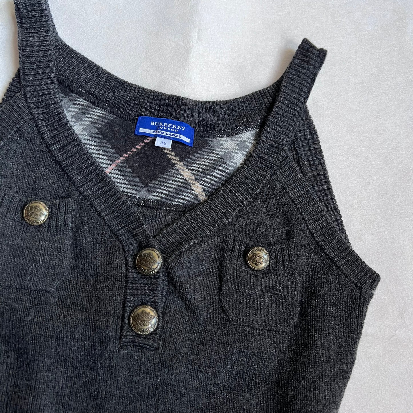 dark grey preppy fitted wool burberry blue label knit vest with brass button accents