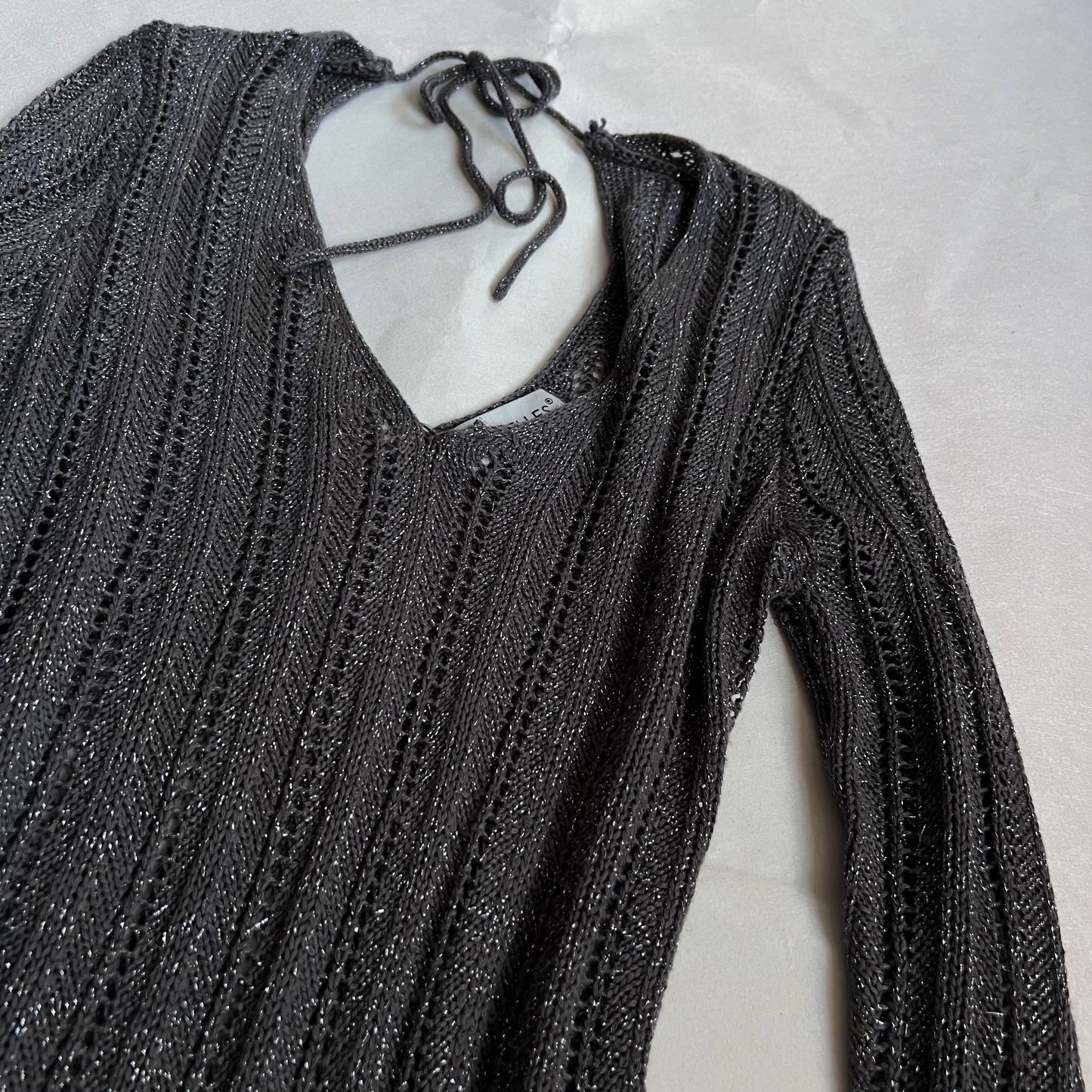 dark purple grey silver voyelles v neck keyhole back long sleeve fishbone knit sweater dress