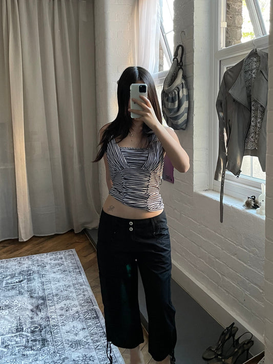 black sporty y2k tigoua crop balloon hem capri trousers