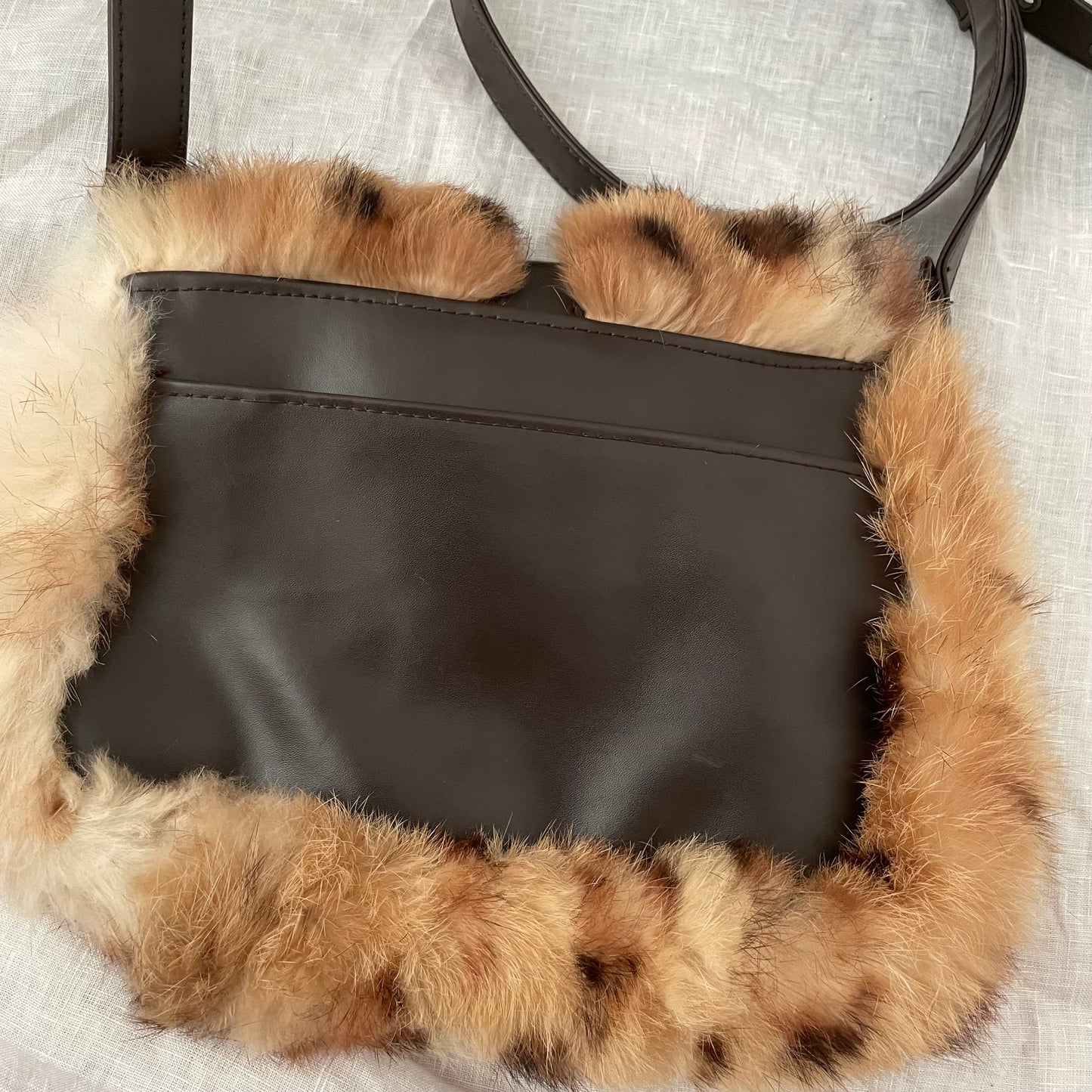 vintage gyaru gal leopard print rabbit fur x leather buckle crossbody bag