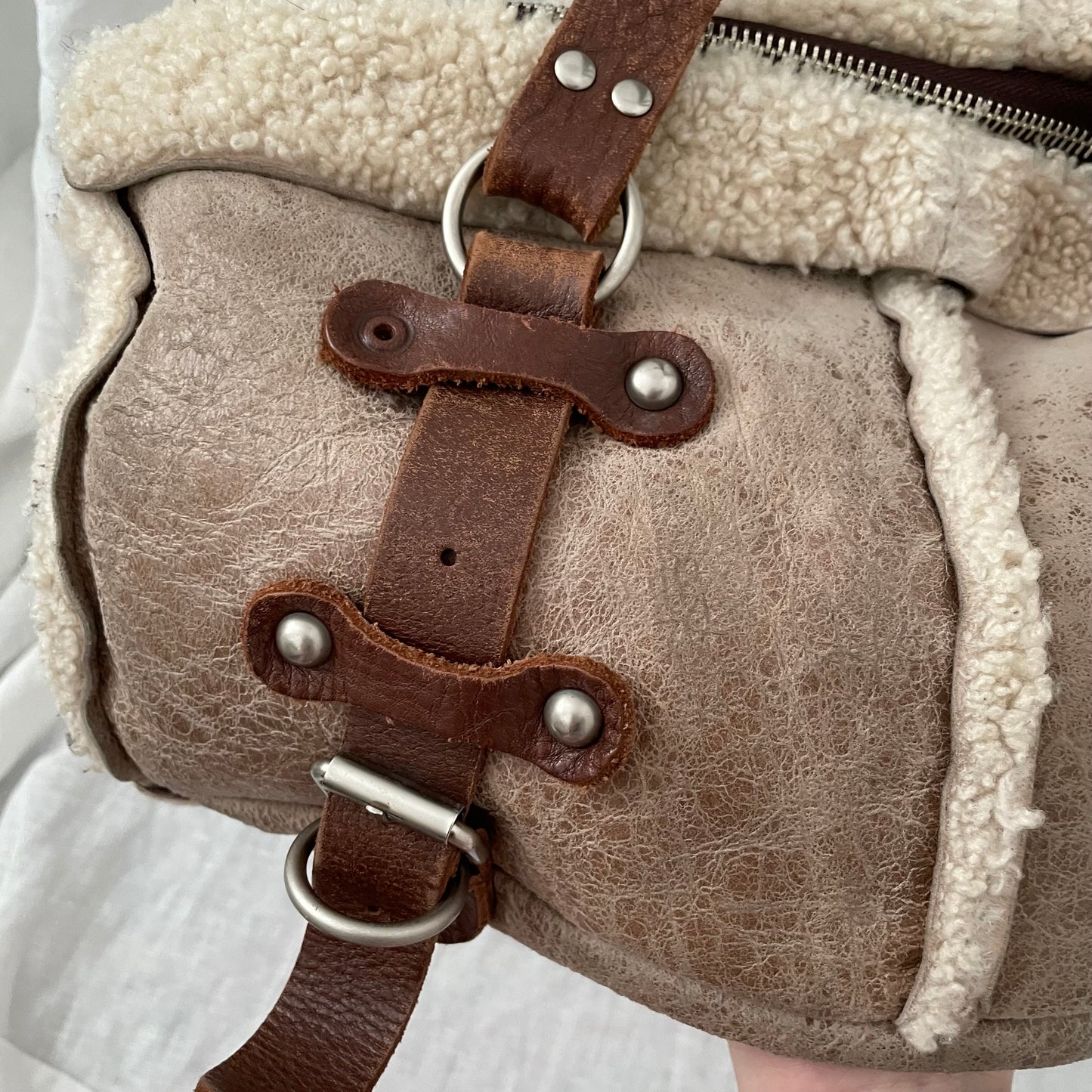 vintage dakota beige brown faded leather sherpa handbag with brown leather buckle detail