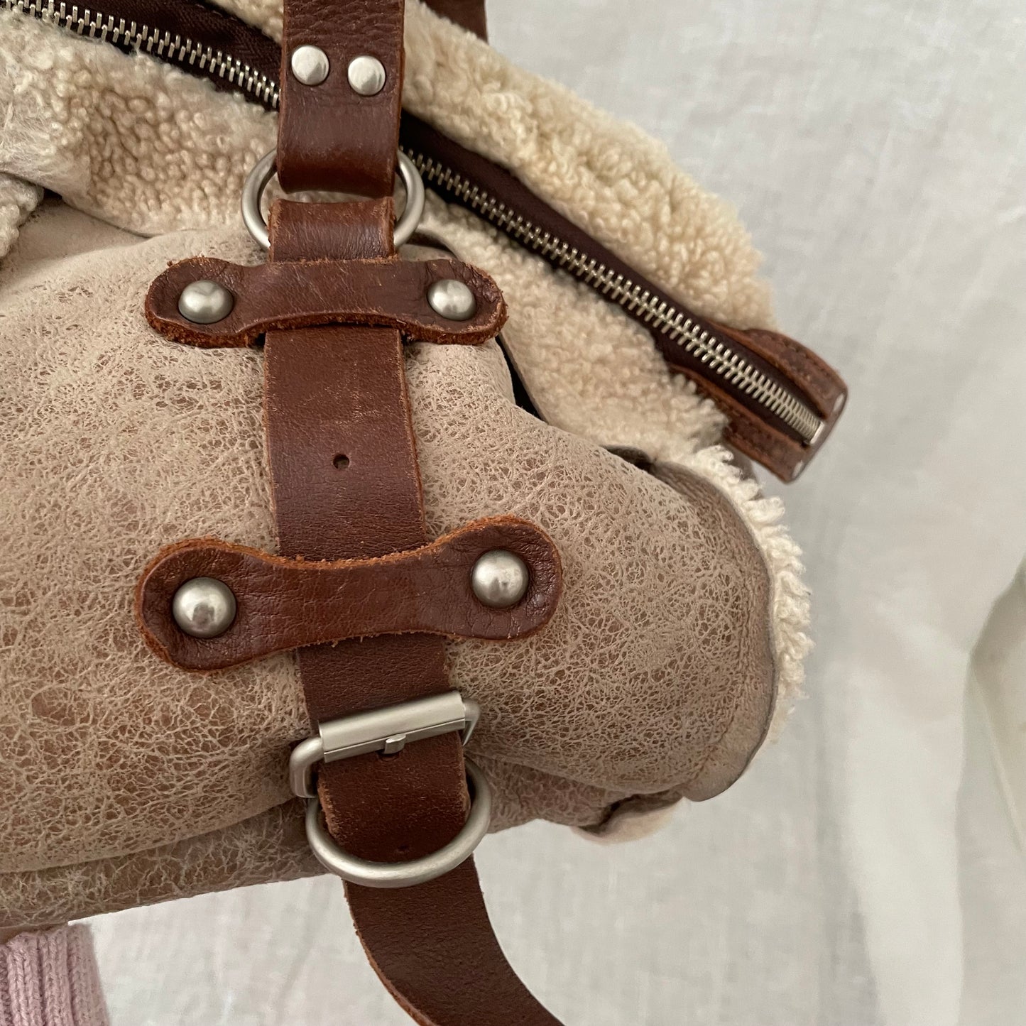 vintage dakota beige brown faded leather sherpa handbag with brown leather buckle detail