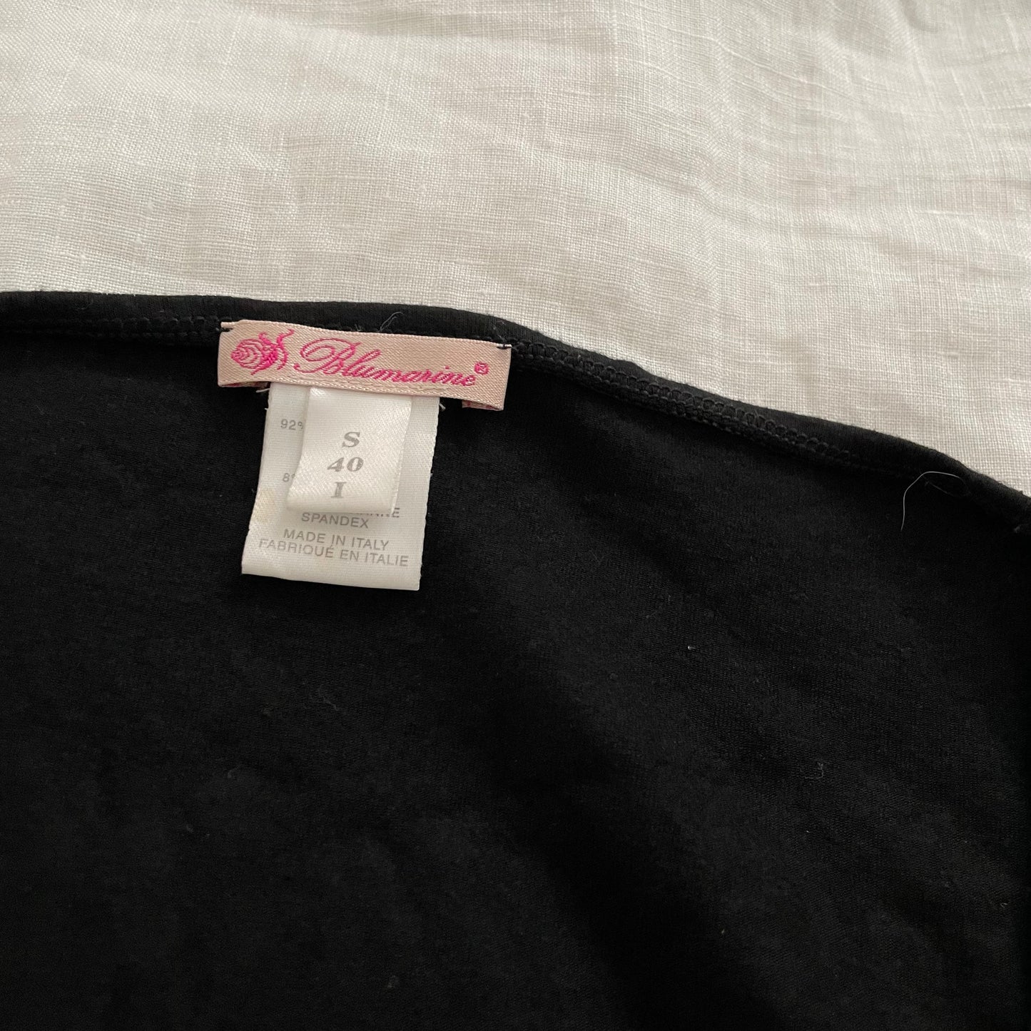 blumarine black wide neck hook and eye long sleeve graphic top
