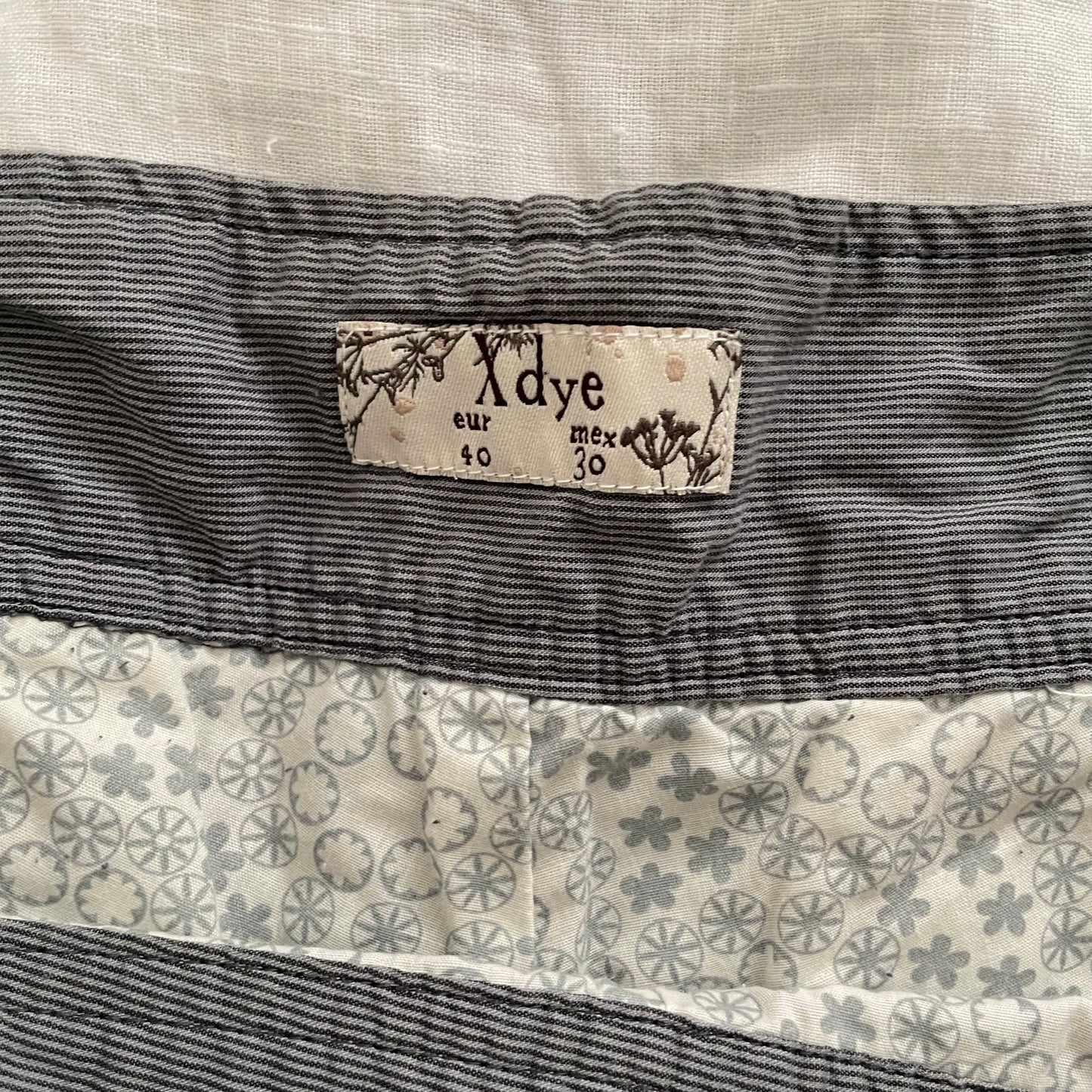 XDYE vintage puffy balloon sailor button grey blue striped mini shorts
