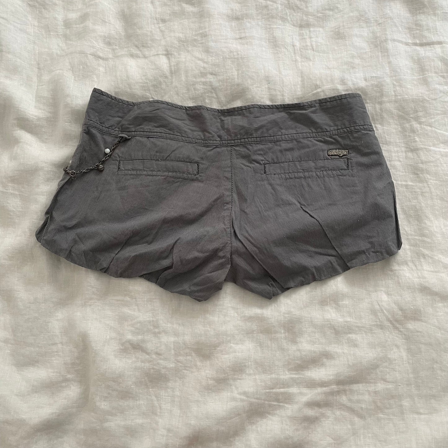 XDYE vintage puffy balloon sailor button grey blue striped mini shorts