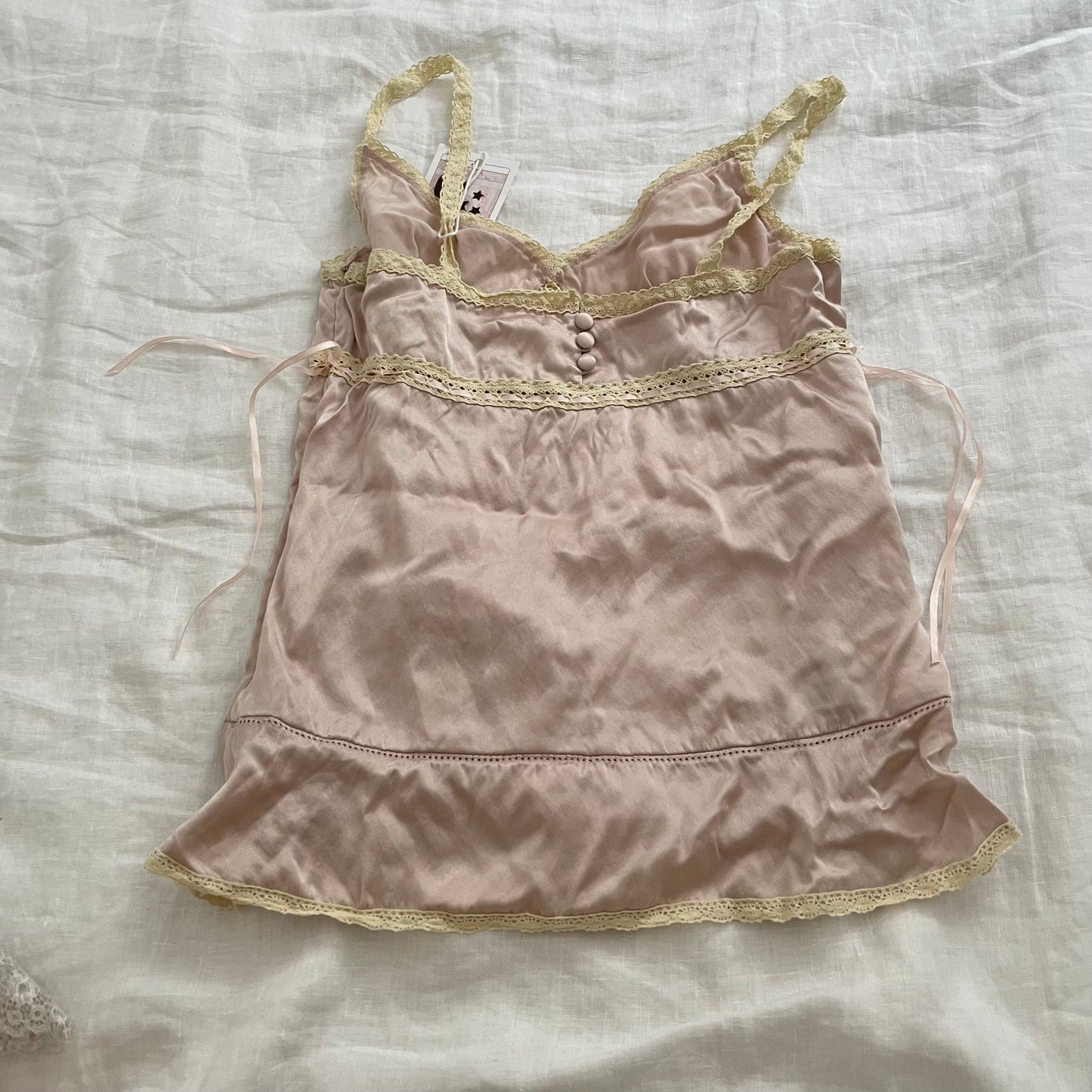 dainty romantic jill stuart silk pink babydoll camisole with beige lace detailing