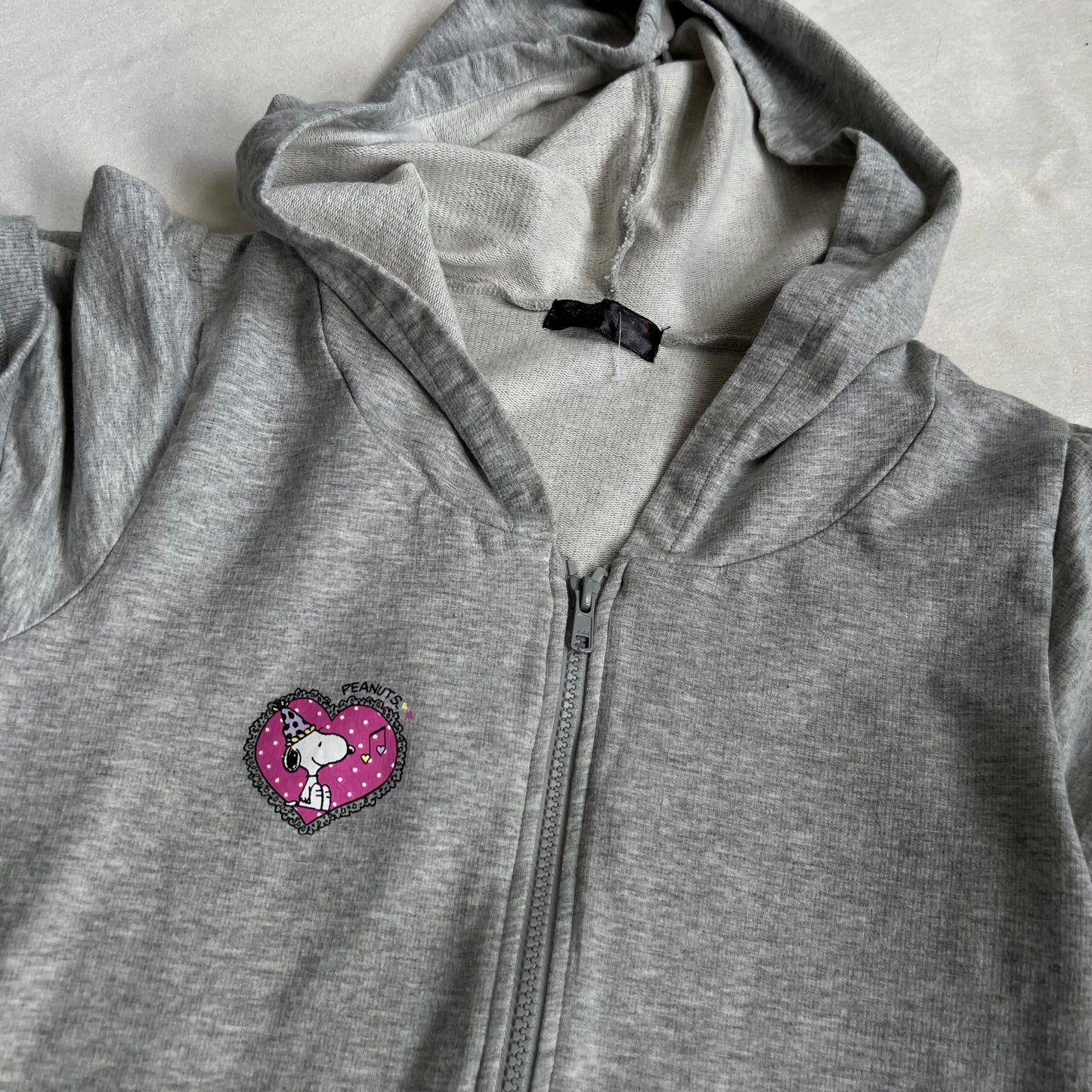 grey preppy y2k peanuts snoopy heart short sleeve zip hoodie