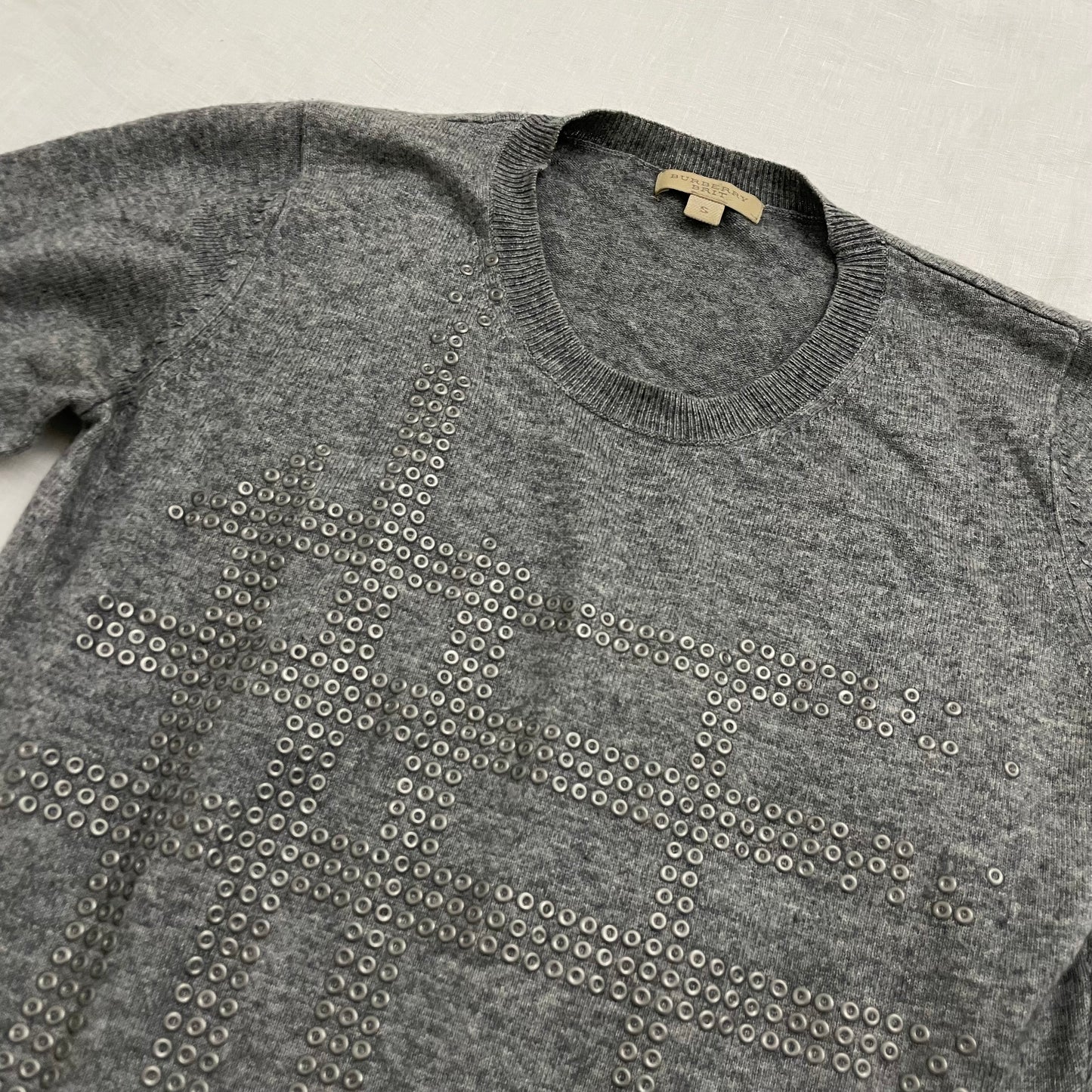 burberry brit grey long sleeve knit grommet detail nova check print jumper