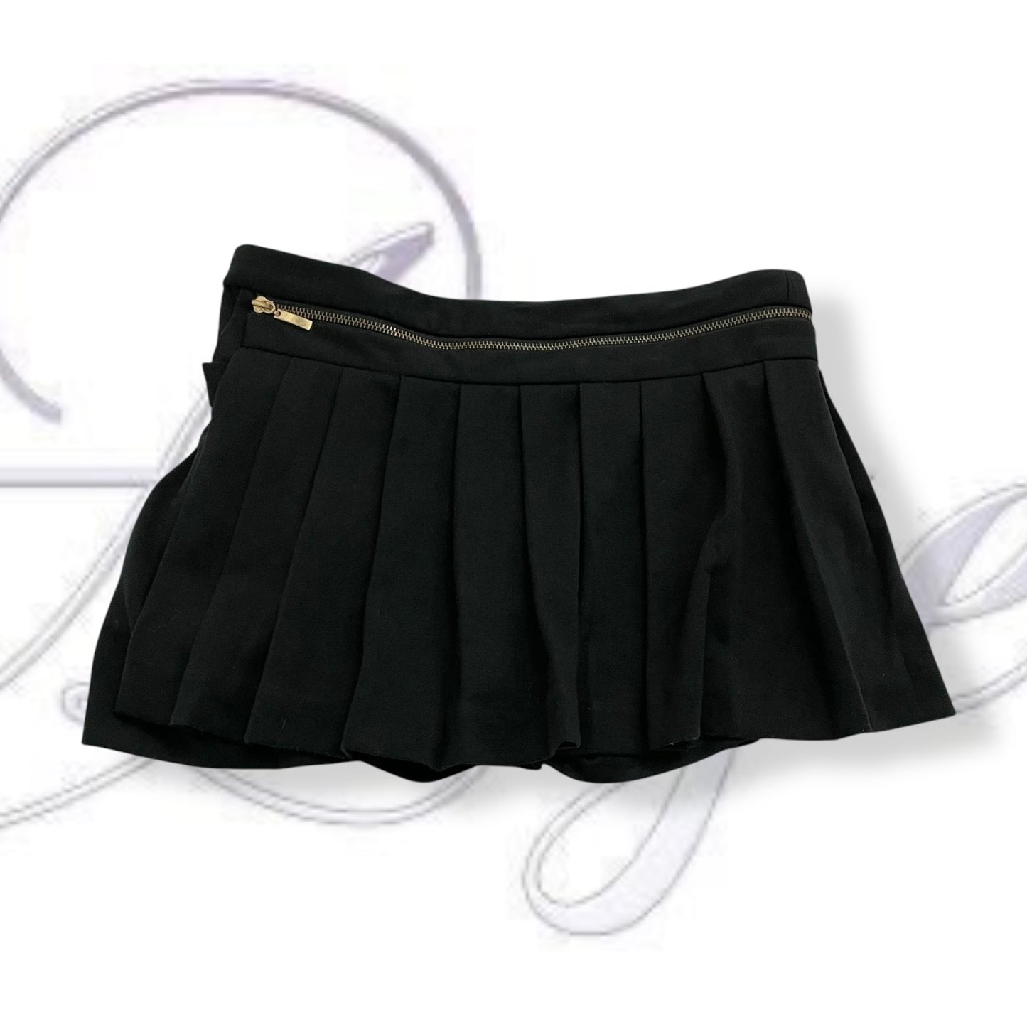 cecil mcbee black pleated mini skort with zip waist detail