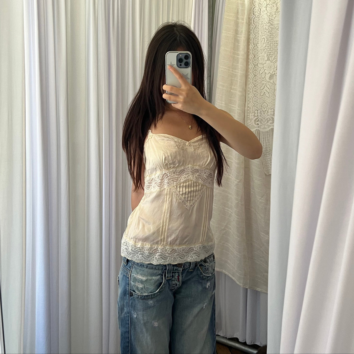 Jill Stuart Ivory Silk Blend Romantic Lace Pleat Cut Out Fitted Camisole