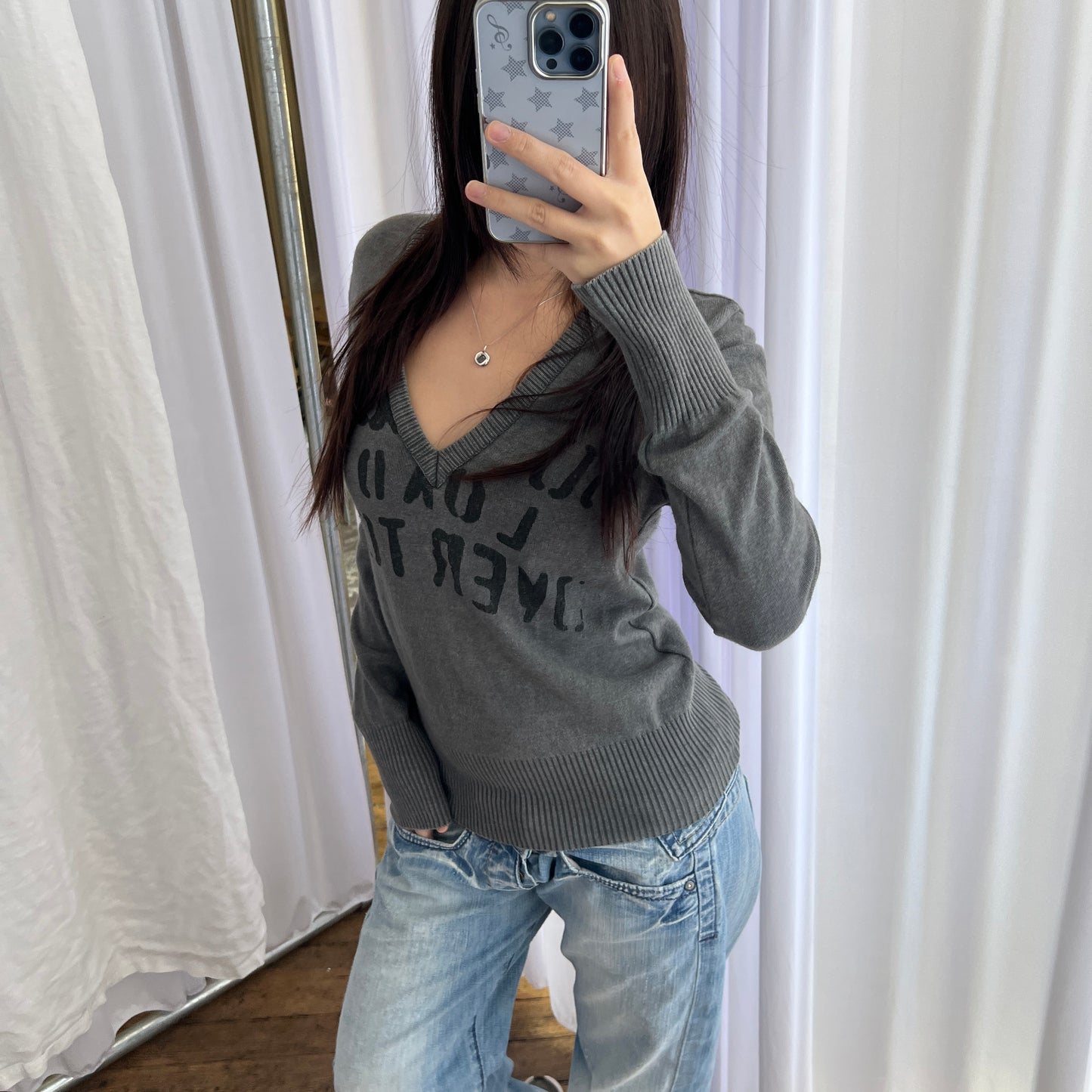 Faded Grey Dolce & Gabanna Wool Blend V Neck Graphic Knit Pullover Sweater