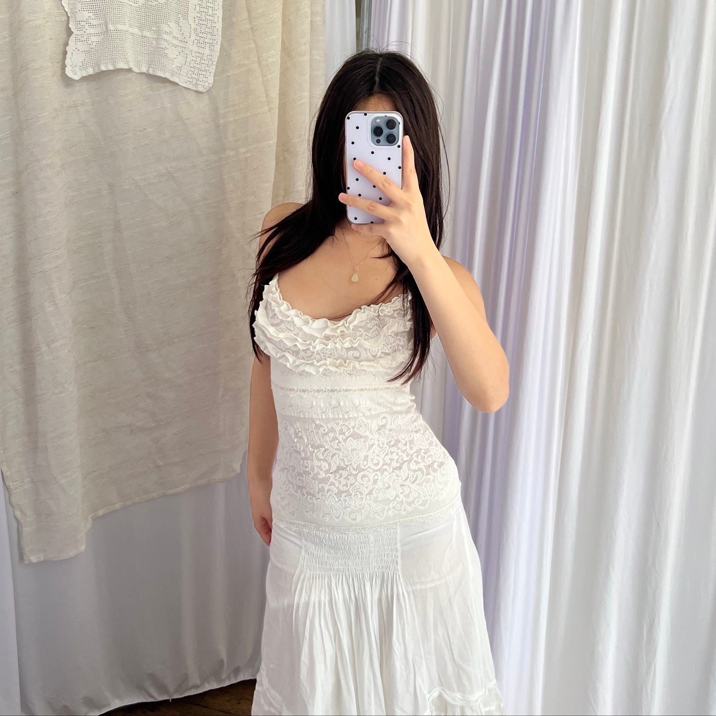 Suggest Romantic White Frilly Floral Lace Ruffle Lace Camisole