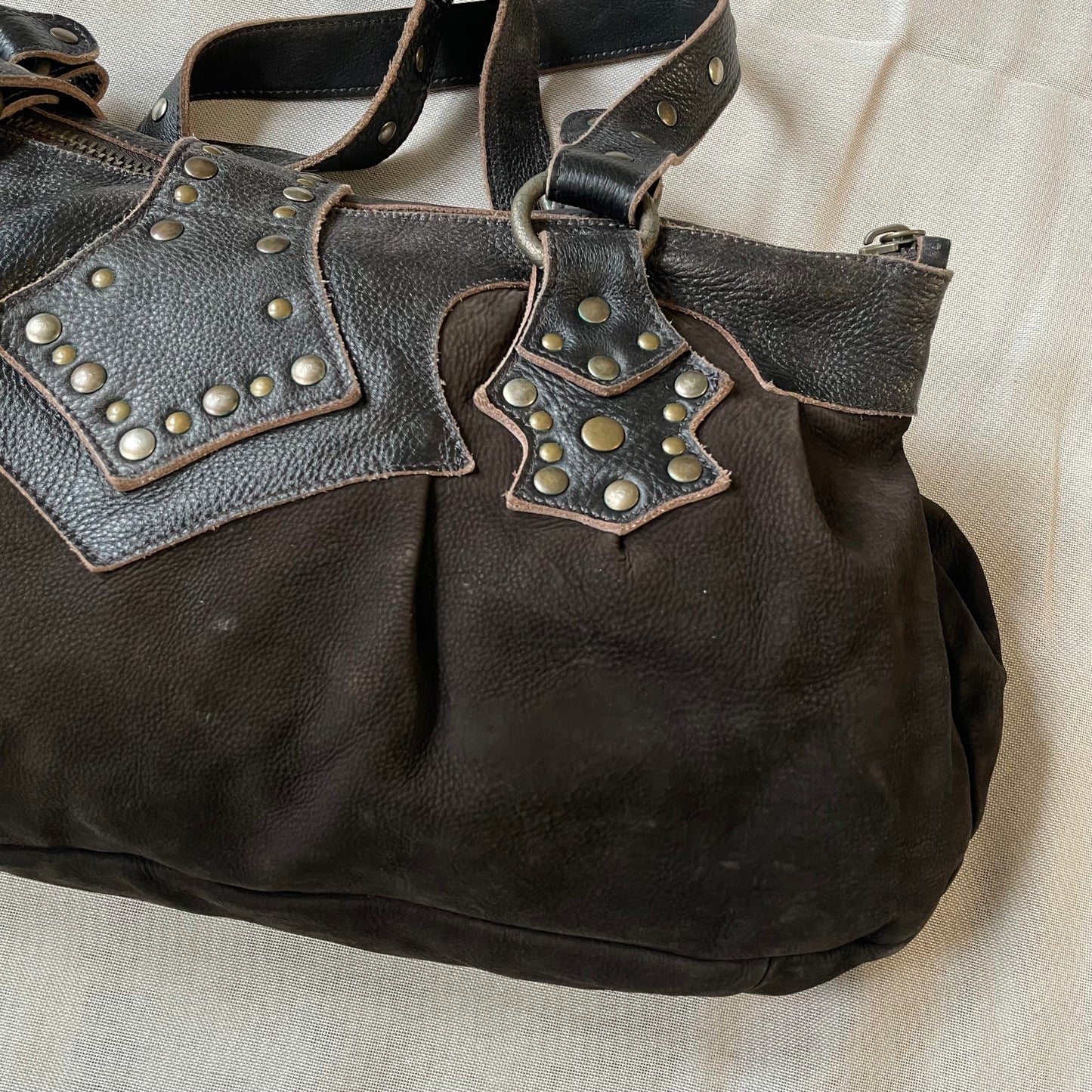 western grunge vintage nine lives brown suede leather studded shoulder bag