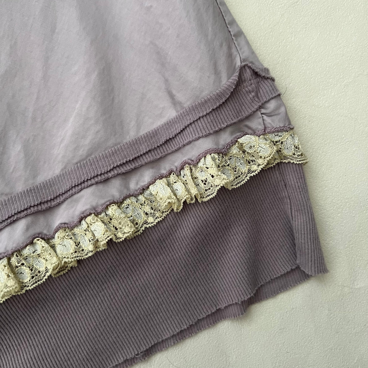 Lilac Danza Beige Frill Lace Hem Midi Skirt