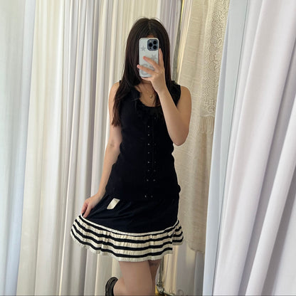 Fornarina Black Cream Drop Waist Striped Ribbon Wide Pleat Mini Skirt