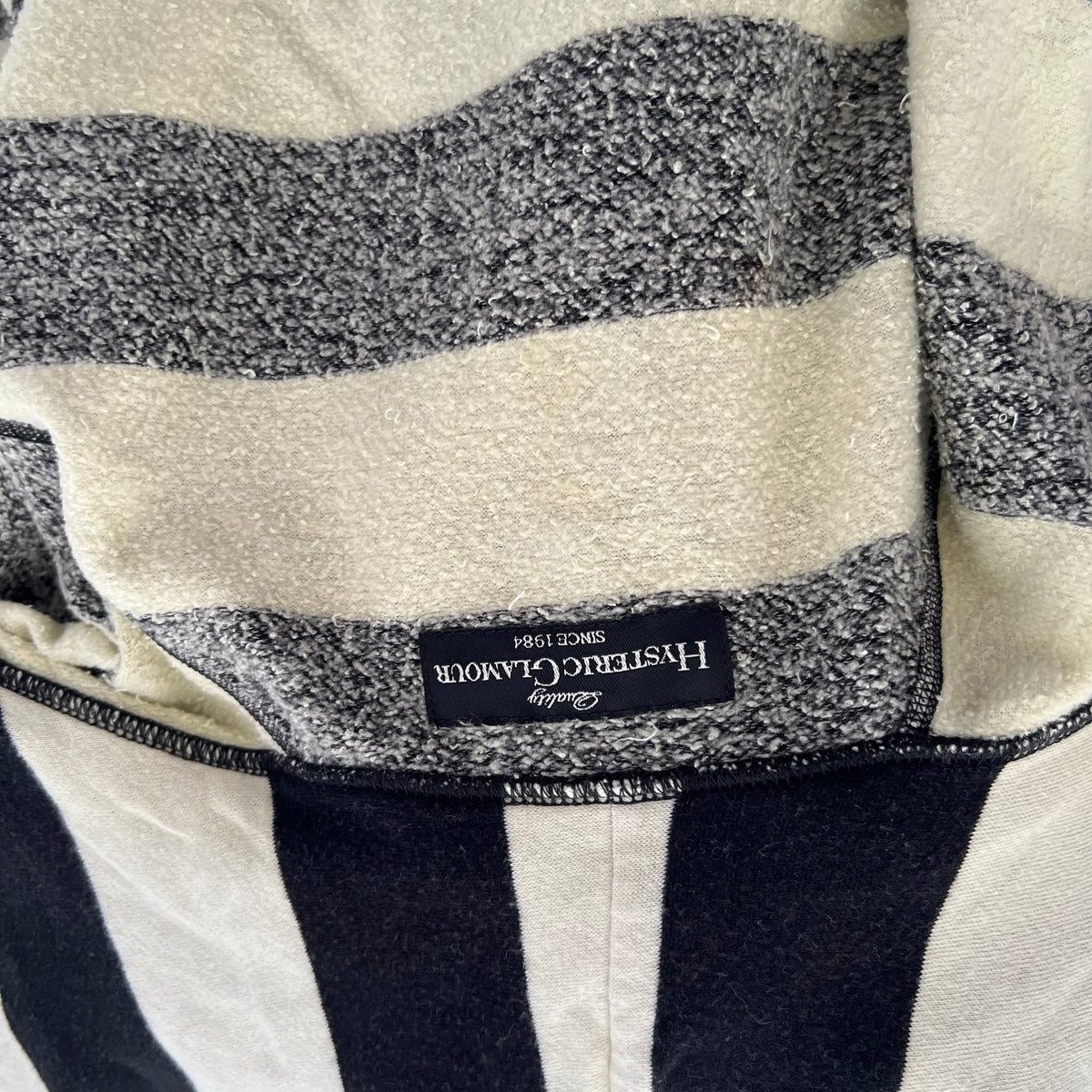 Hysteric Glamour Black Cream Striped Lucifer Ivory Pink Sequin Zip Short Sleeve Hoodie
