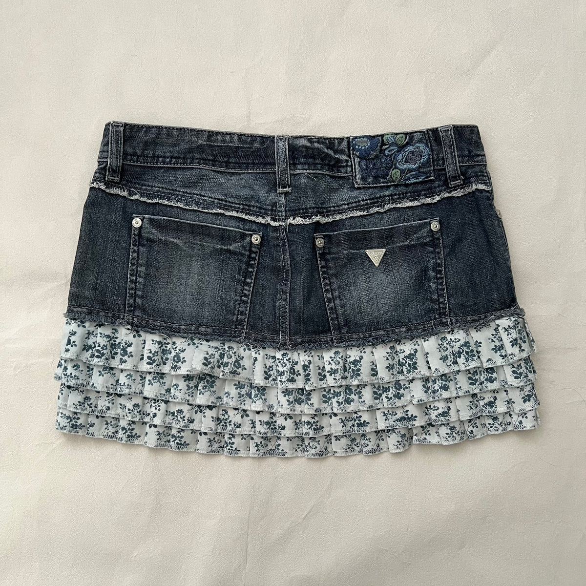 Guess Jeans Medium Wash Denim Blue Floral Ruffle Hem Mini Skirt