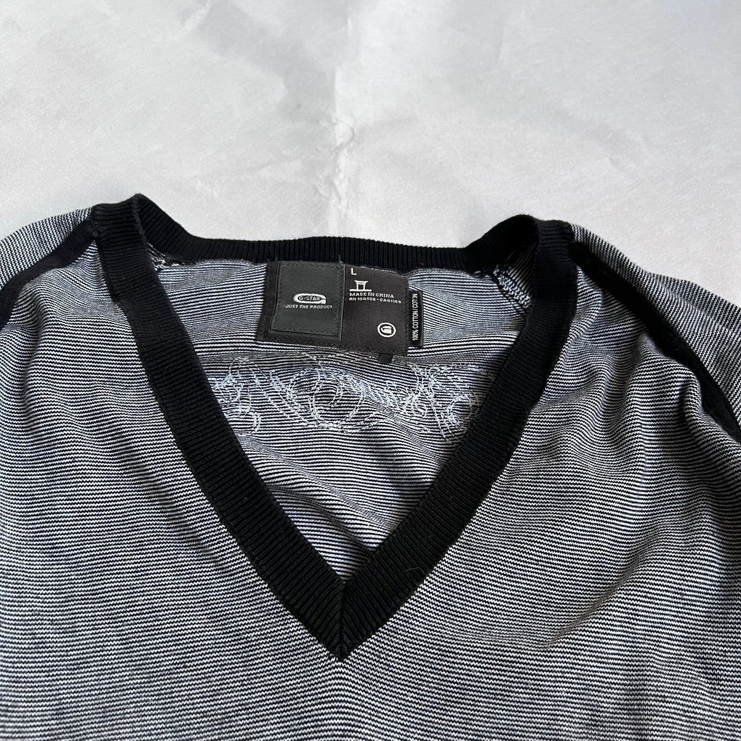 black grey striped g-star striped v neck long sleeve embroidery graphic sweater