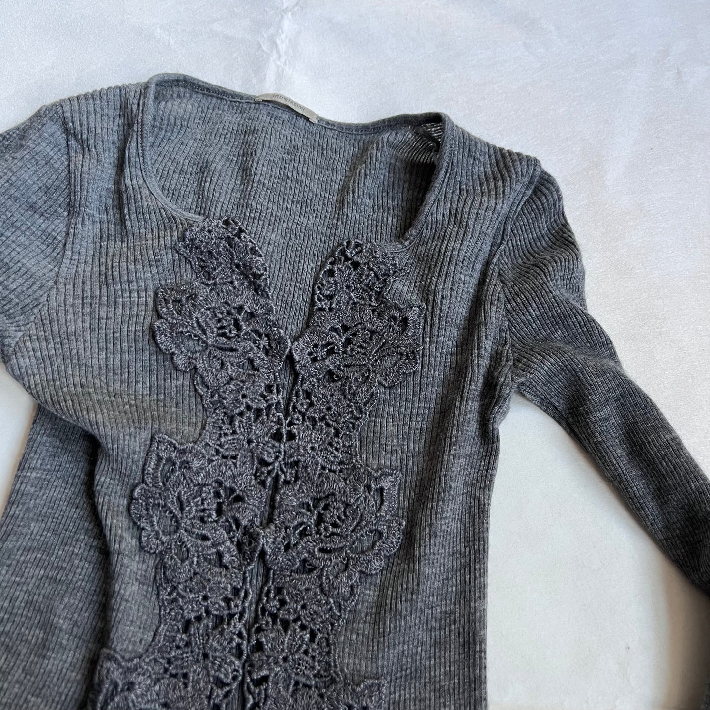 intimissimi dark grey wool lacey filligree cardigan top