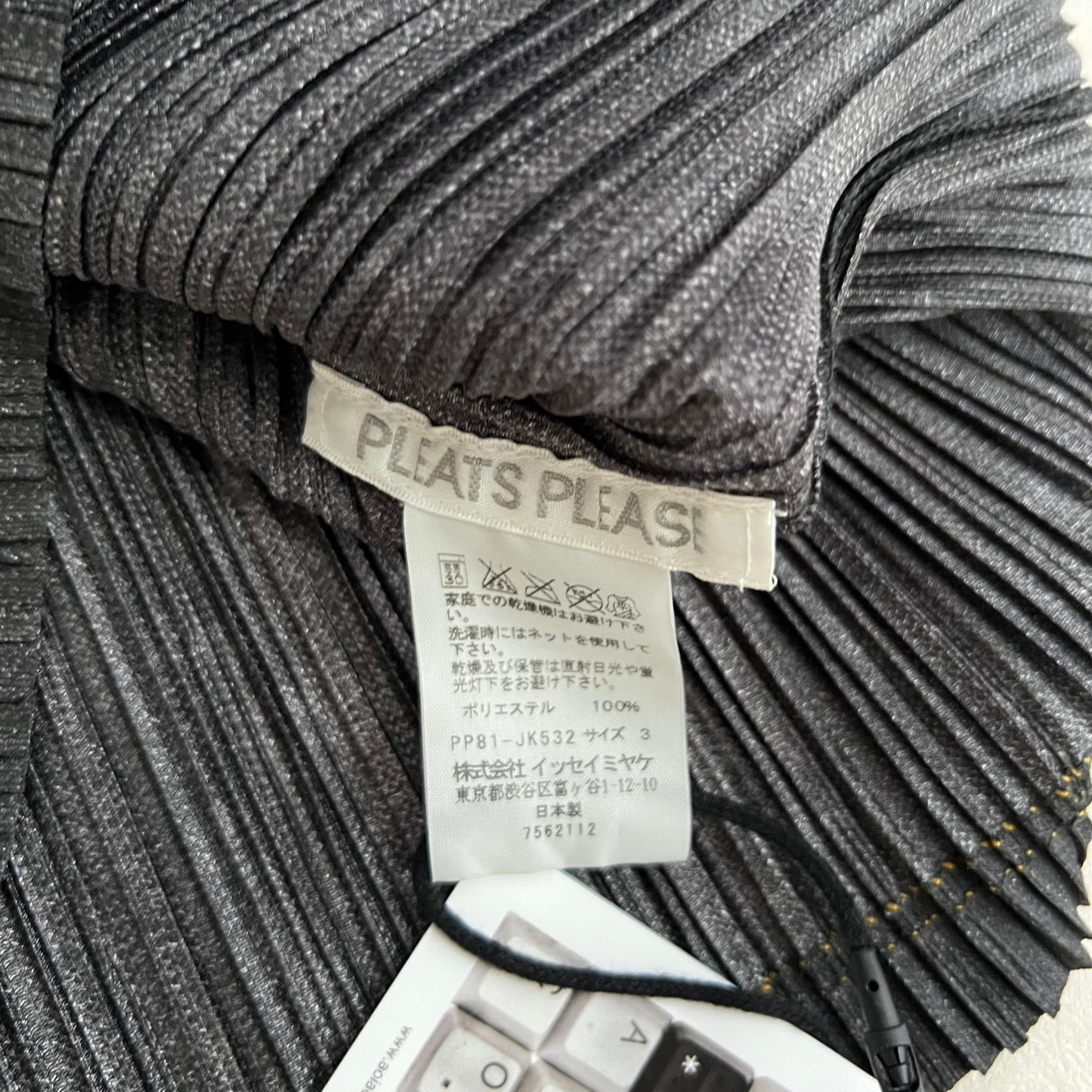 Pleats Please Issey Miyake Denim Grey Blue Pleated Music Print Half Sleeve Top