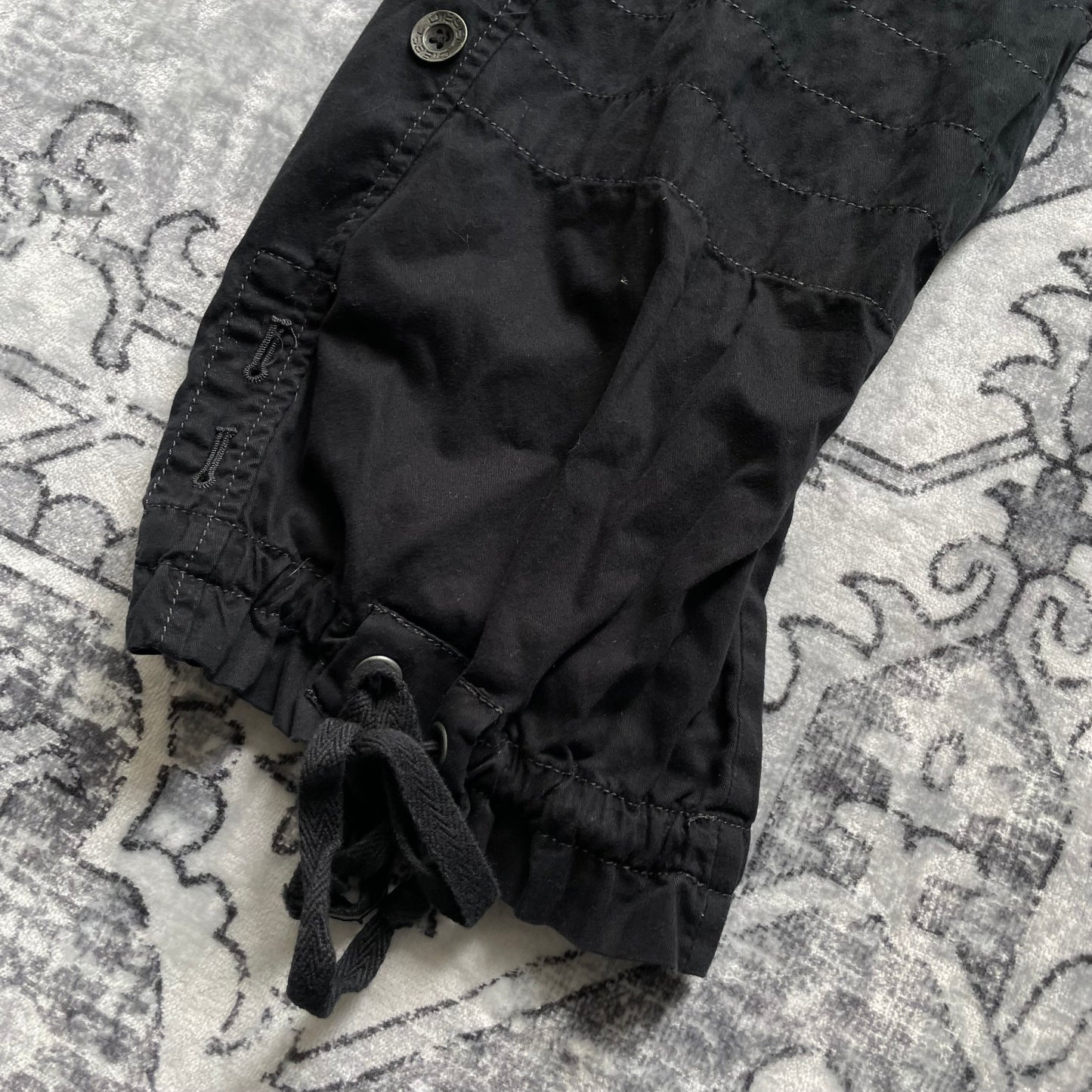 diesel red tag cargo utility black capri trousers