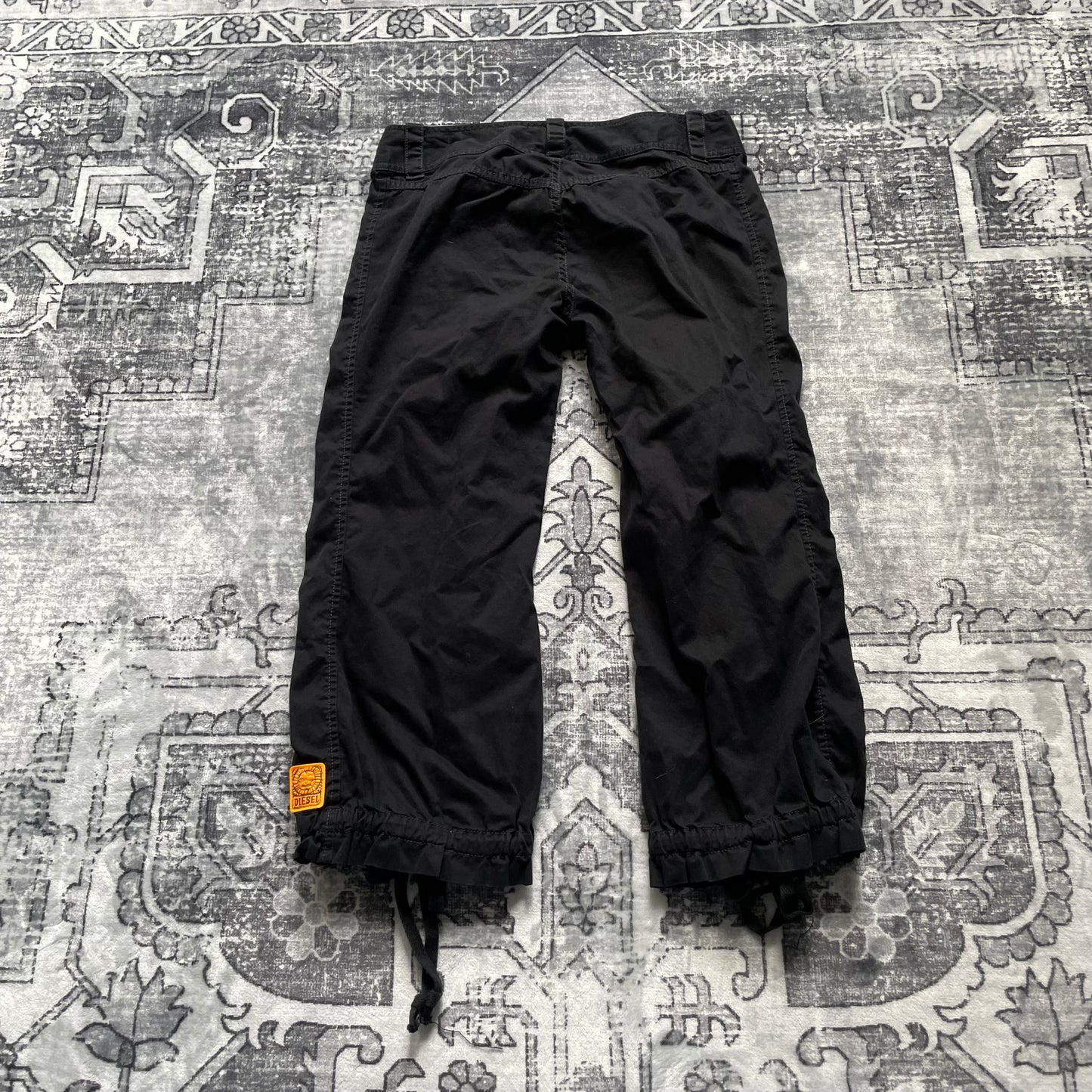 diesel red tag cargo utility black capri trousers