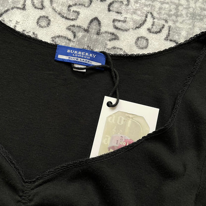 紧身Burberry蓝标黑色褶皱胸部半袖荷叶边下摆衬衫