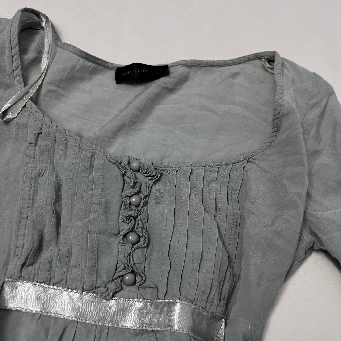 pimkie grey cottage coquette long sleeve milkmaid style pleated babydoll blouse