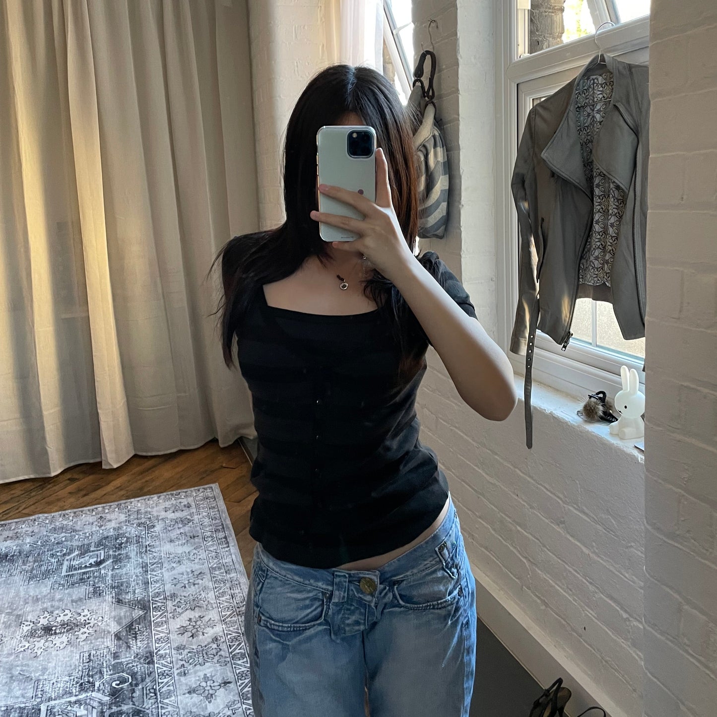 博柏利 (Burberry) 蓝色标签褪色黑色深绿色条纹吊带背心和短袖开衫两件套