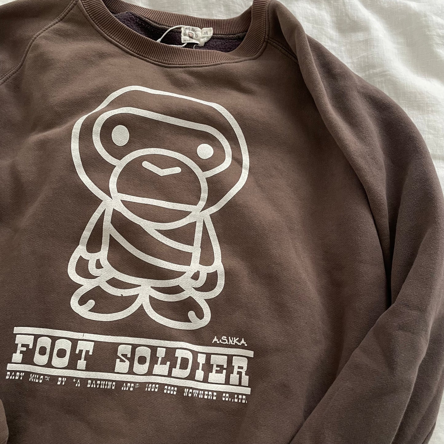 a bathing ape bape brown white western graphic text' 'foot shoulder' long sleeve crew neck jumper