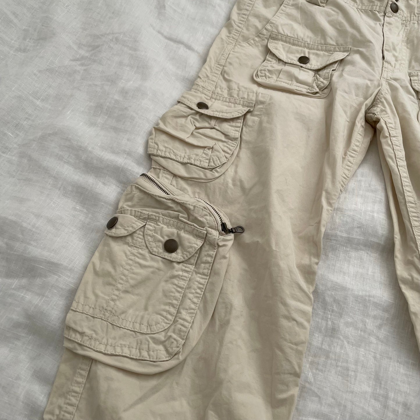 vintage hysterics off white cream straight leg cargo pants