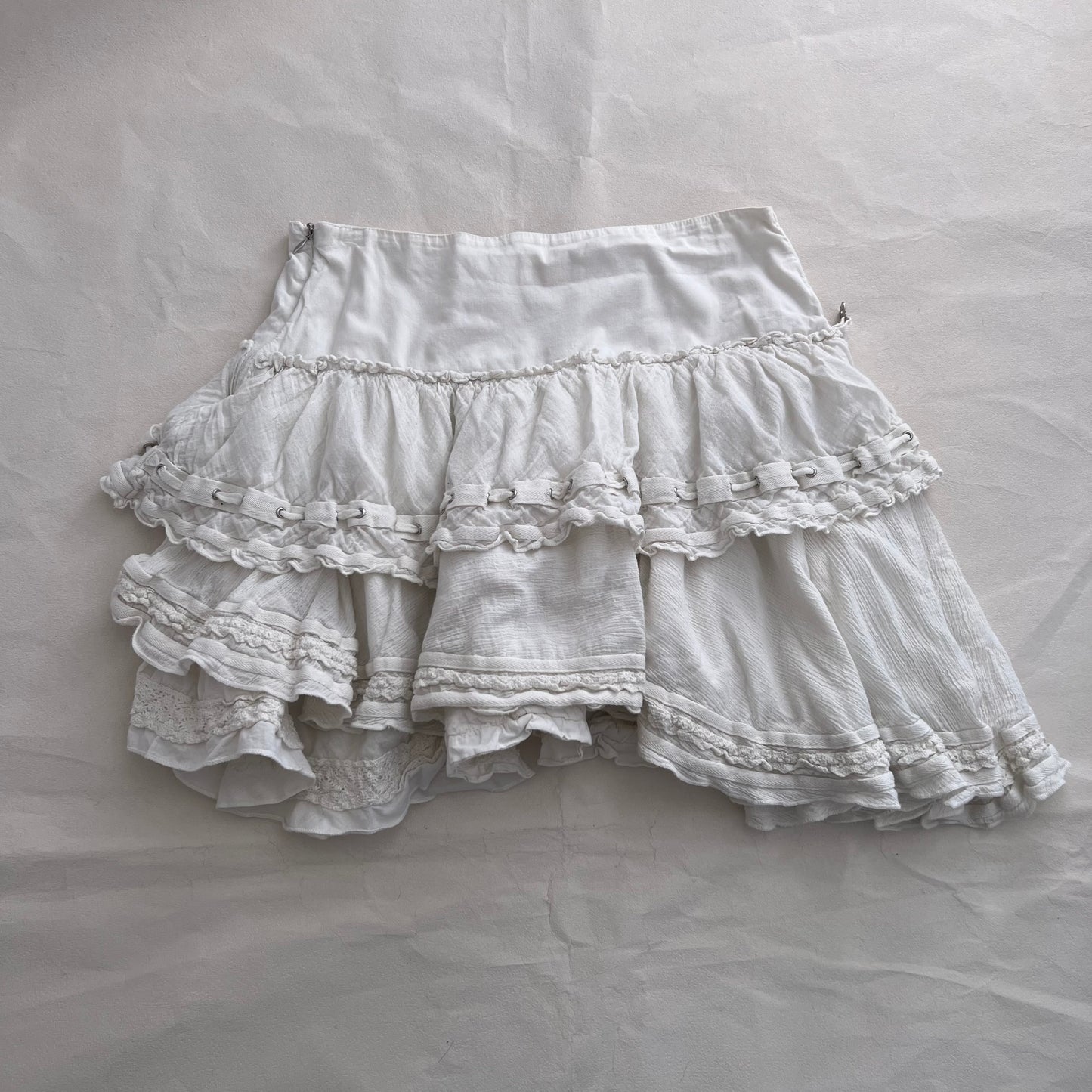 Shirt Passion Eurosummer Boho White Ruffle Mini Skirt