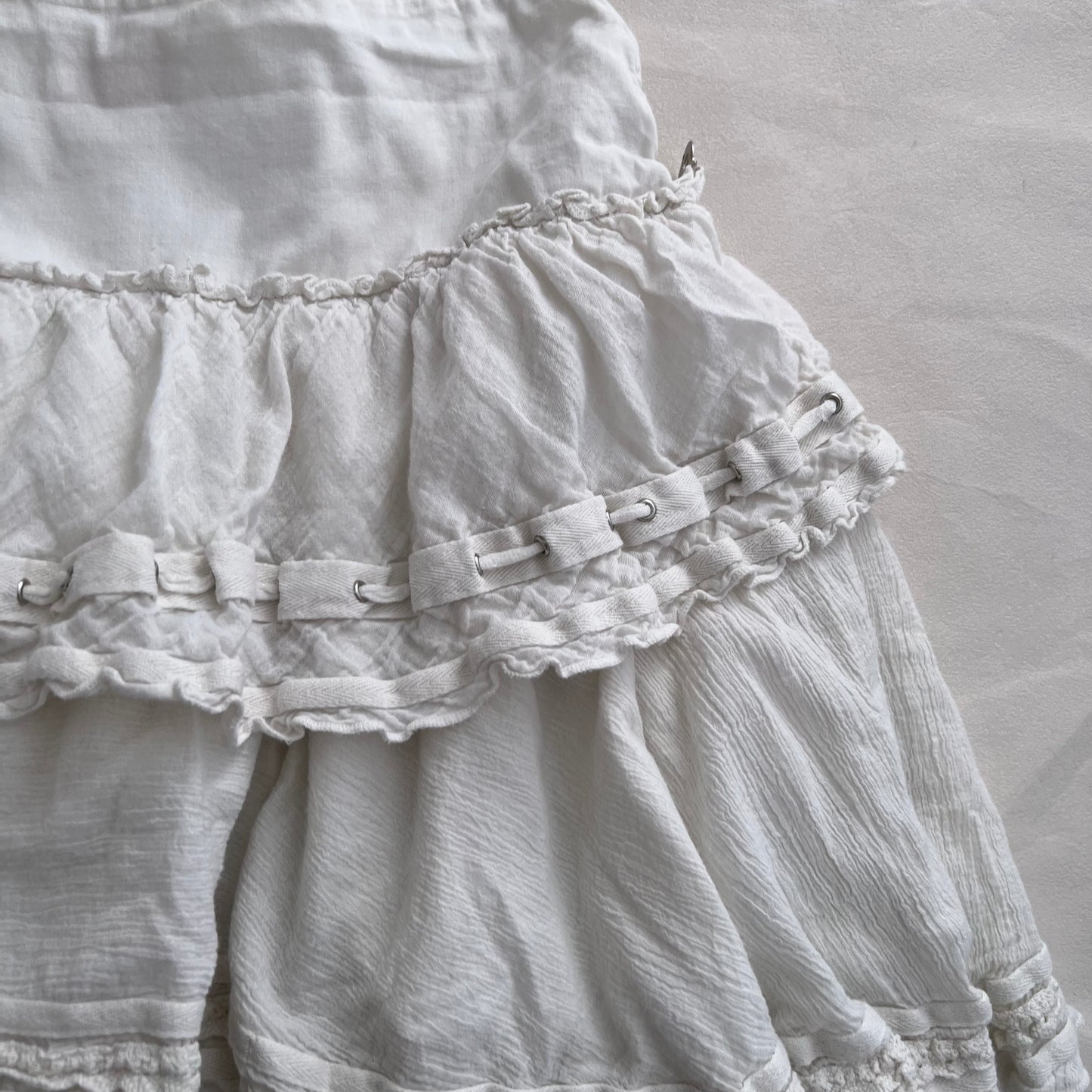 Shirt Passion Eurosummer Boho White Ruffle Mini Skirt