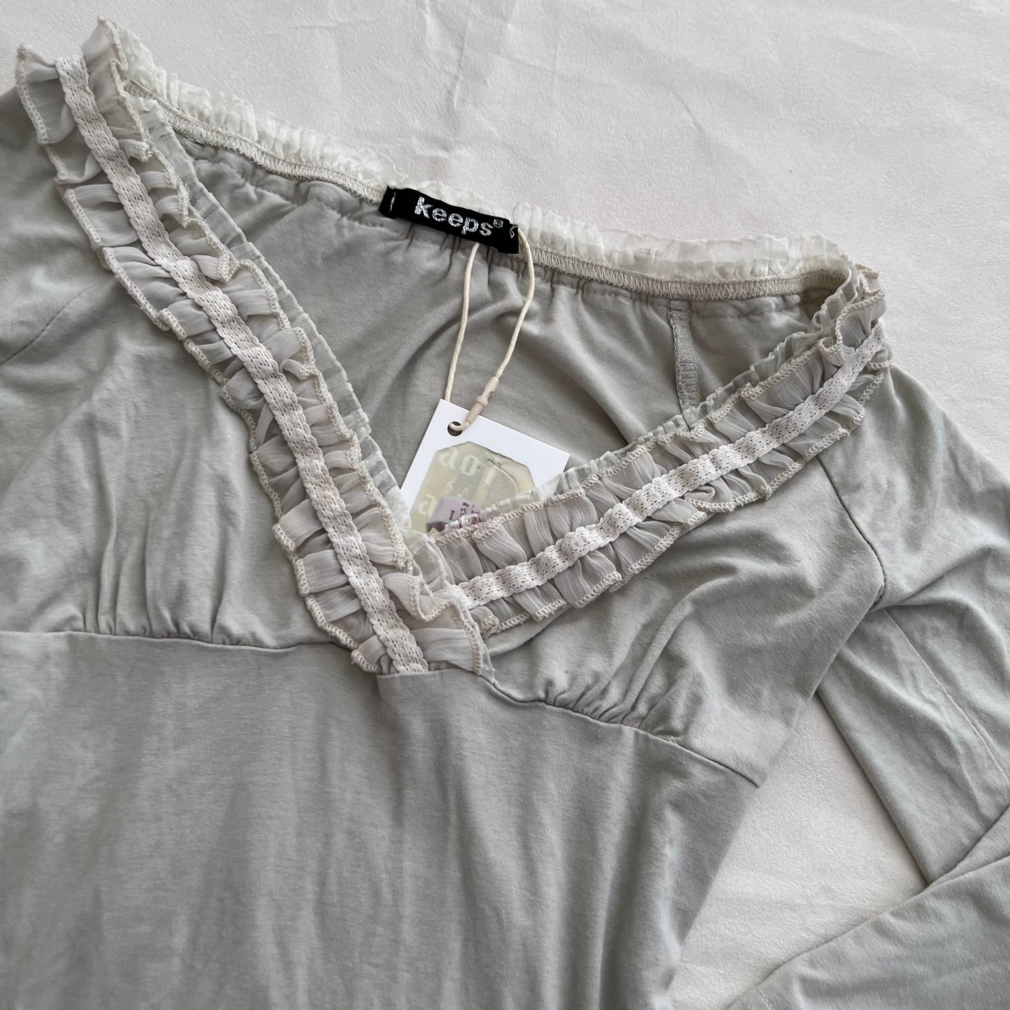 Keeps Greige Mesh 3/4 Sleeve Ruffle Lace Collar Fitted Top