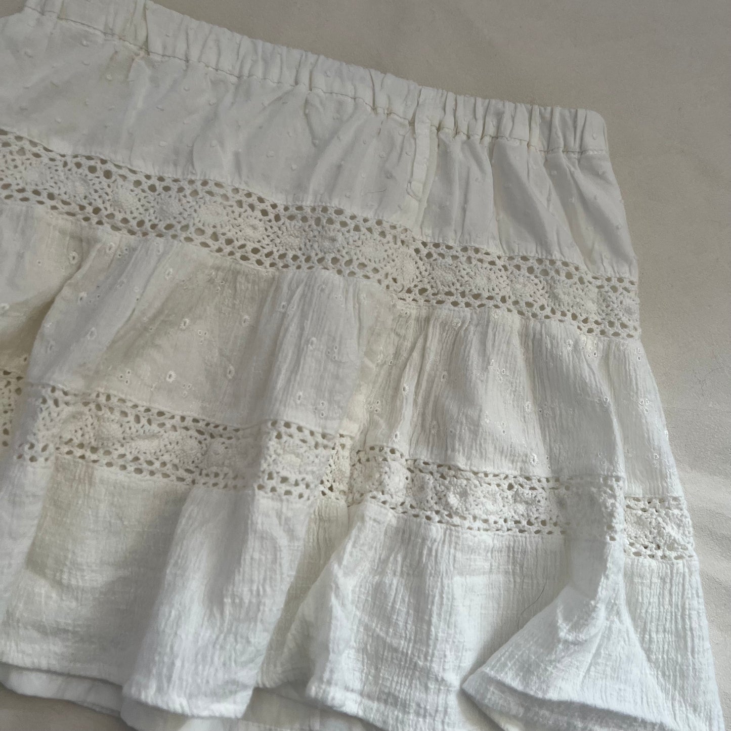 Vintage White Broderie Anglaise Lace Mini Skirt