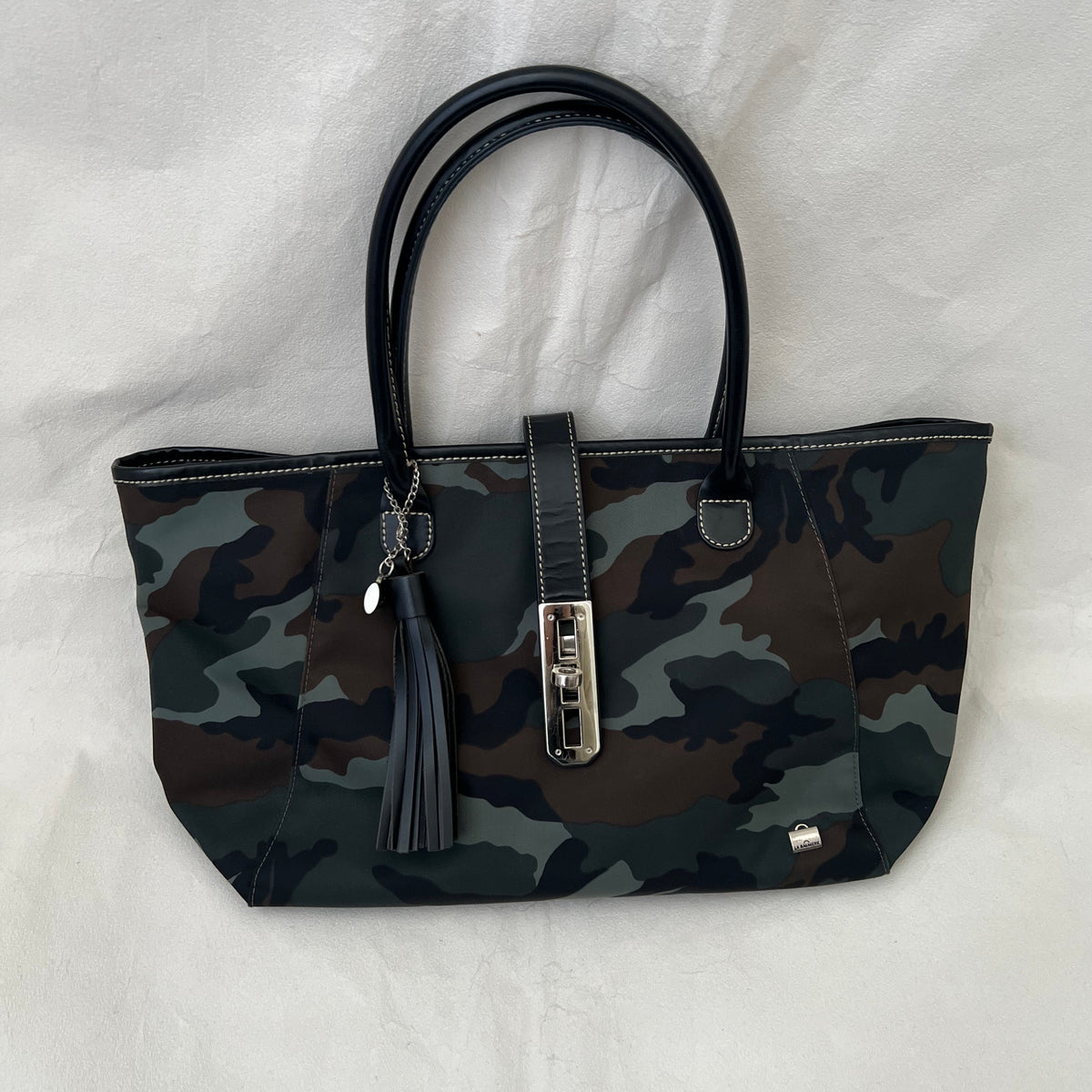 Nylon Leather Khaki Camo Buckle Front Tassel Keychain Tote Bag