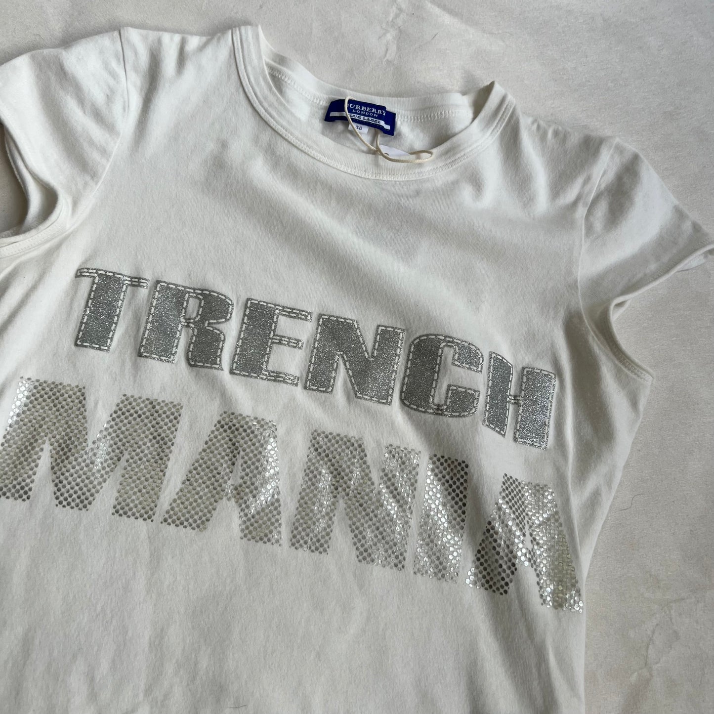 burberry blue label white cap sleeve green silver print trench mania crop top