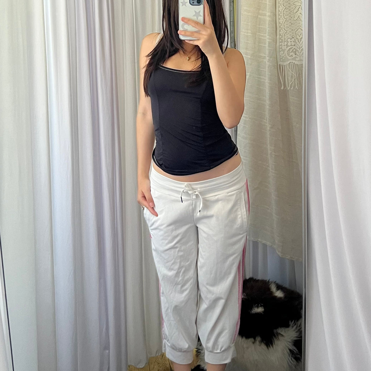 Adidas White Pink Mid Rise Balloon Hem Cropped Capri Joggers