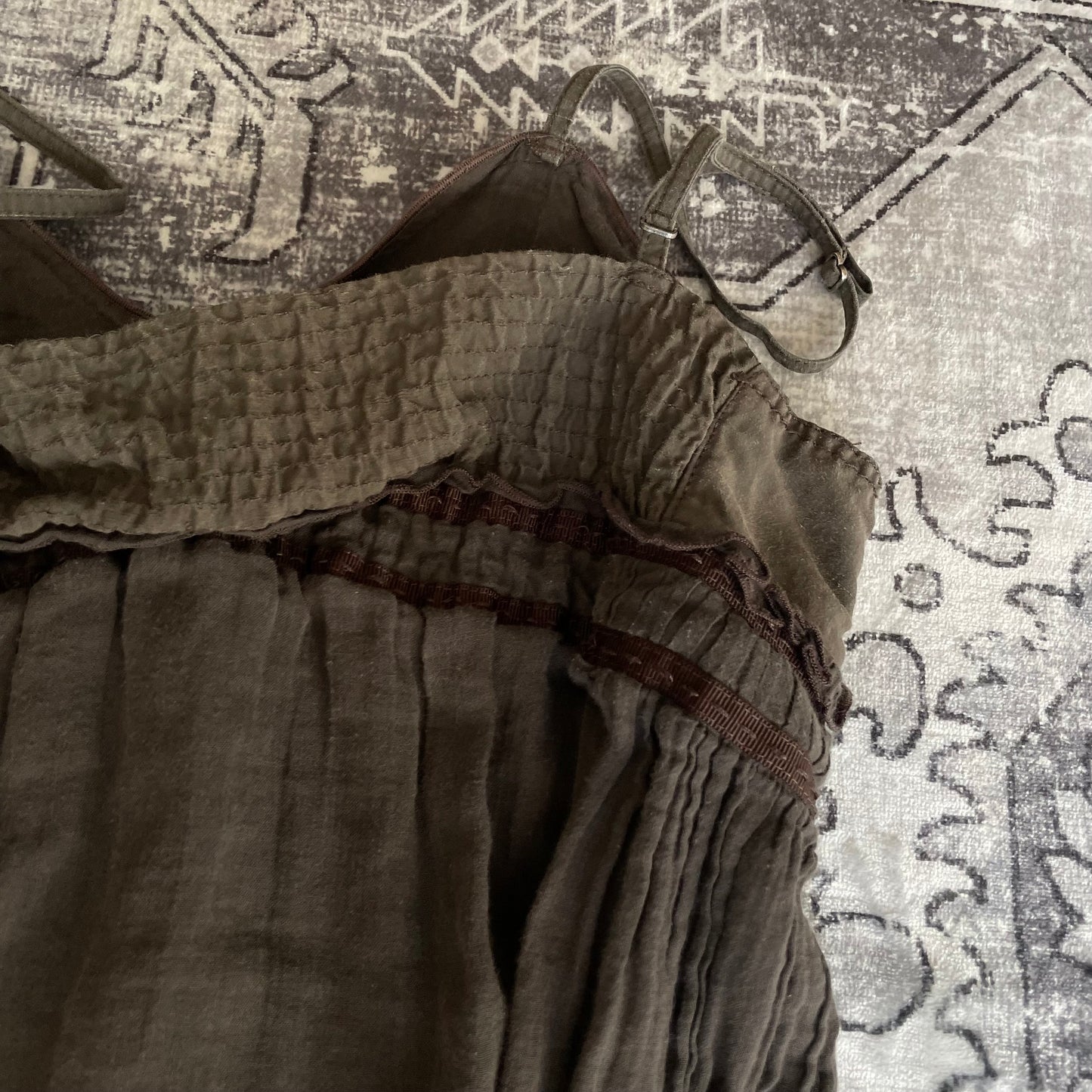 麦克星球棕色仙女风薄纱下摆娃娃衫