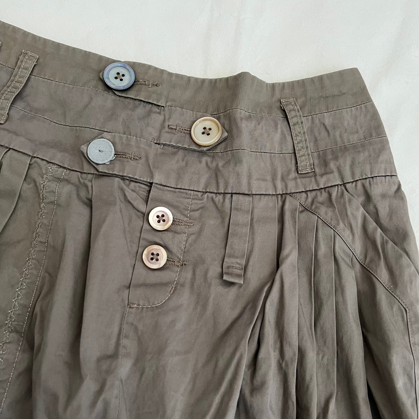 One Step Brown Flared Embroidery Patch Drop Waist Button Accent Midi Skirt