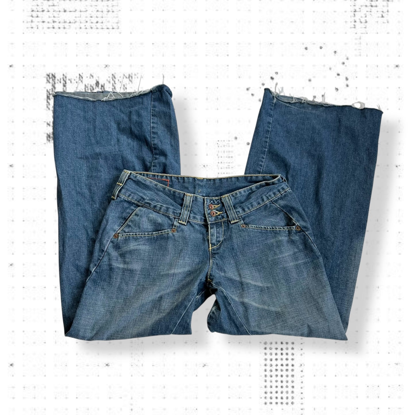 vintage levi's low rise medium wash straight denim jeans