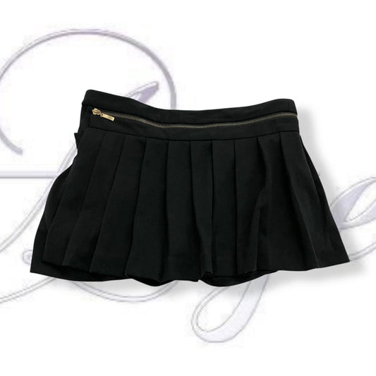 cecil mcbee black pleated mini skort with zip waist detail