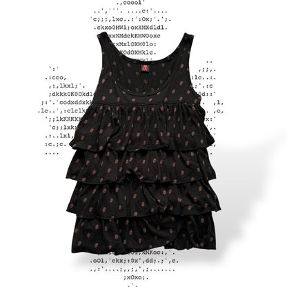 歇斯底里的魅力 x 滚石乐队学院风黑色经典舌头印花荷叶边多层背心