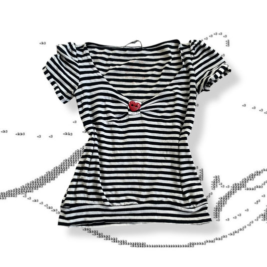 fornarina black white puffy red heart charm button striped puff sleeve top