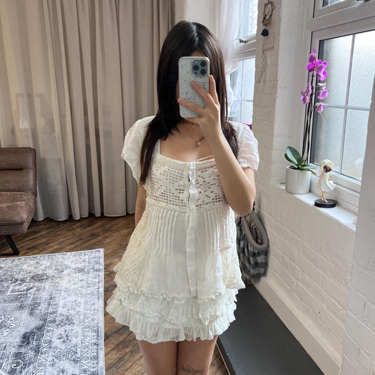 twin set broderie anglaise filigree style lacey crochet white flared sleeve tunic blouse